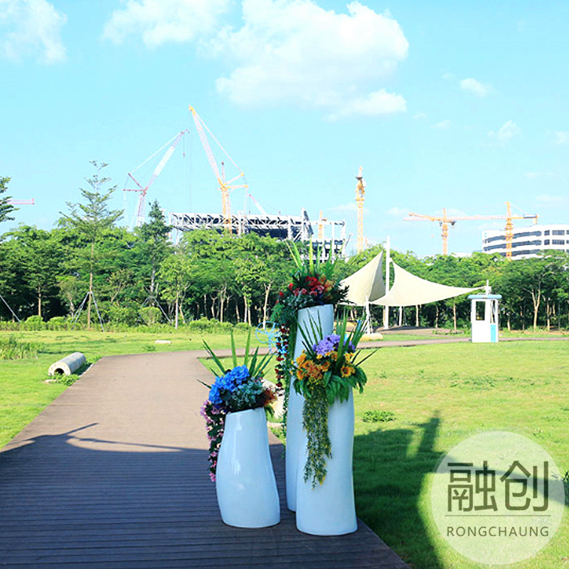 绿雕景观花架铁艺五球花树真花景观吊球花树公园景观创意